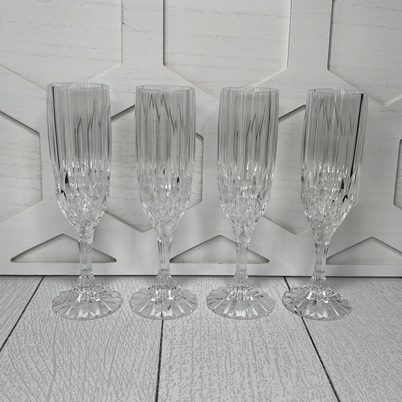Replacement Piece Fluted Crystal Park Lane by Mikasa Crystal Champagne Flutes - Picture 5 of 8